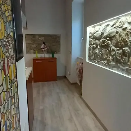 La Custarella Di Paestum *