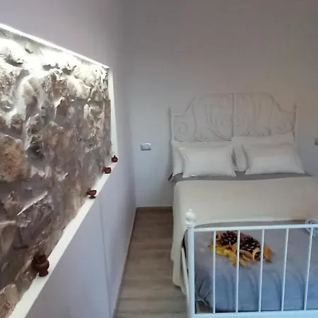 La Custarella Di Paestum *